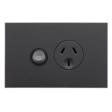 CLIPSAL SATURN ZEN BLACK 10A SINGLE POWERPOINT Z4015-ZB