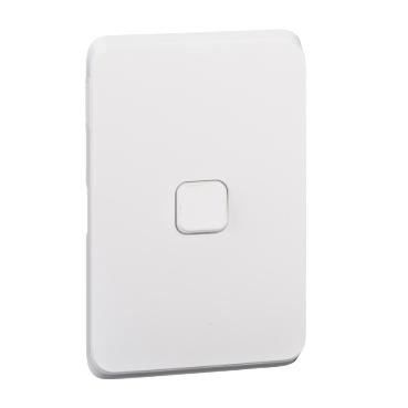 CLIPSAL ICONIC EXTRA WHITE 1 GANG SKIN 3041C-XW