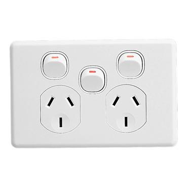 CLIPSAL CLASSIC C2000 10A DOUBLE POWERPOINT WITH REMOVABLE EXTRA SWITCH C2025XA-WE