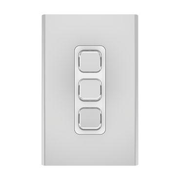 CLIPSAL ICONIC STYL SILVER 3 GANG SKIN S3043C-SV